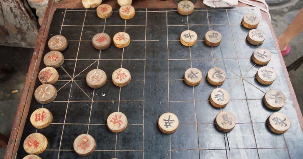 Kinesisk skak-skandale: 3 stormestre får livsvarig karantæne og ...