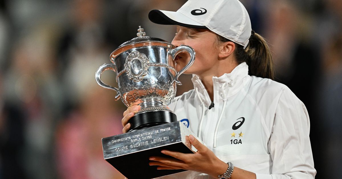 Iga Swiatek breaks another milestone previously held by Serena Williams