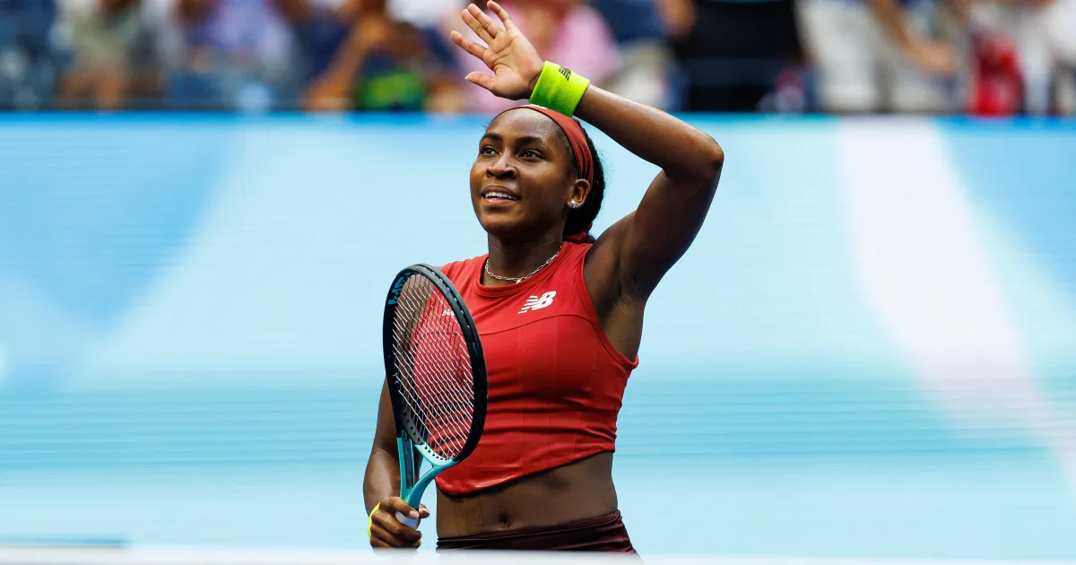 WATCH Gauff Starts New Season By Jumping Off New Zealand's Tallest