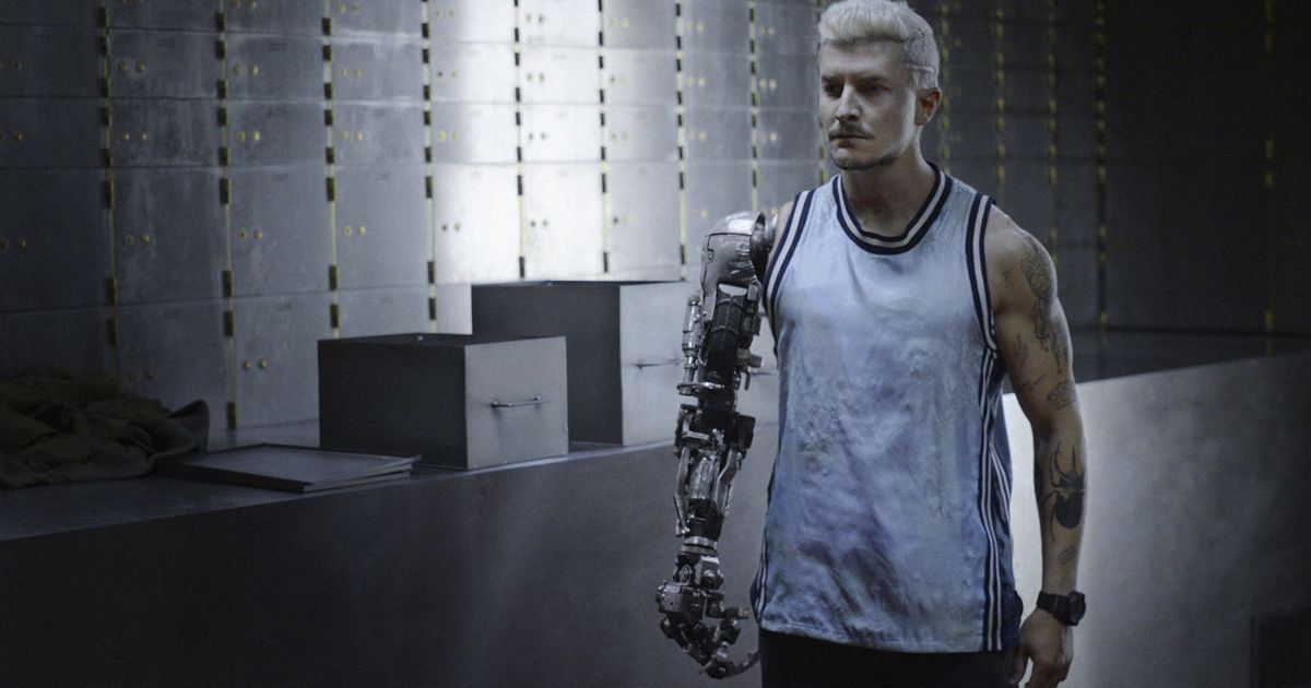 Netflix deelt eerste officiële beelden van nieuwe dystopische thriller ...
