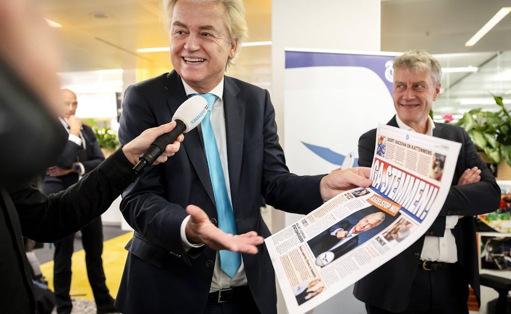 'Krantje maken' bij De Telegraaf: Wilders roept op om te stemmen