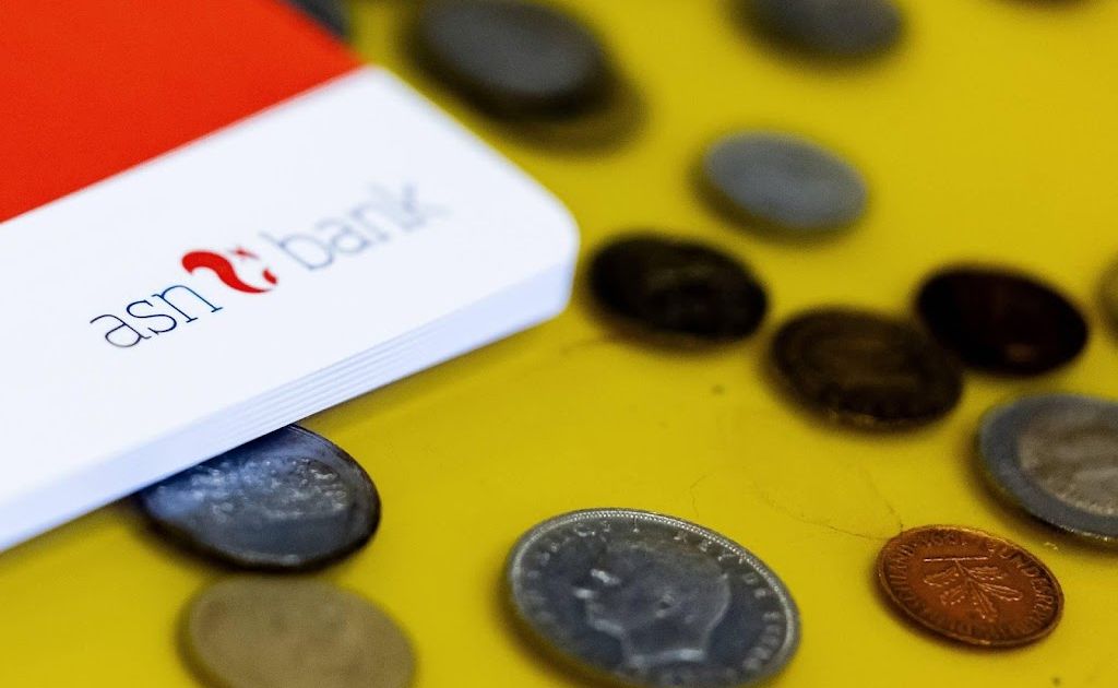 ASN Bank gaat nog eens honderden banen schrappen