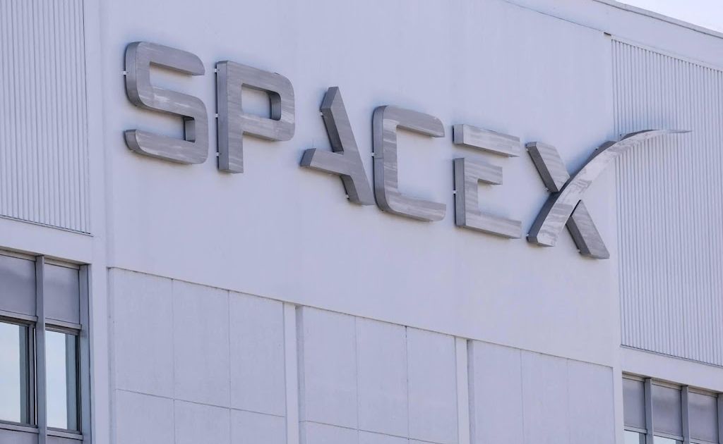Bronnen: SpaceX mikt bij grootste beursgang op biljoenenwaarde