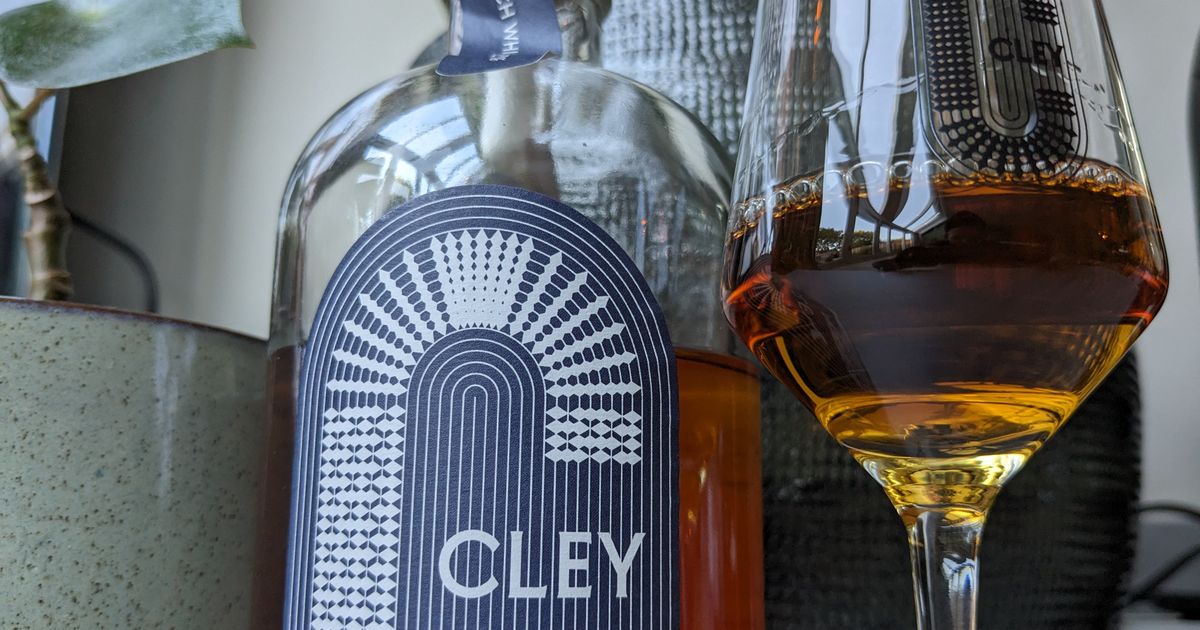 Cley Dutch Single Malt Cask Strength Whisky Review