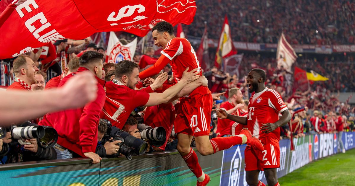 Artistic Champions League Reaction: Arsenal & Liverpool Maintain 100% Start For English Teams Wallpaper Digital Art