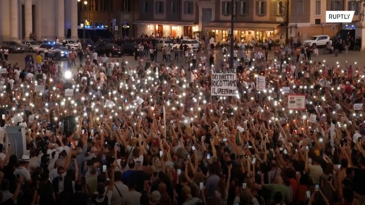 Hevige protesten barsten los in Italië tegen COVID-19-paspoort en de nieuwe verlenging ervan