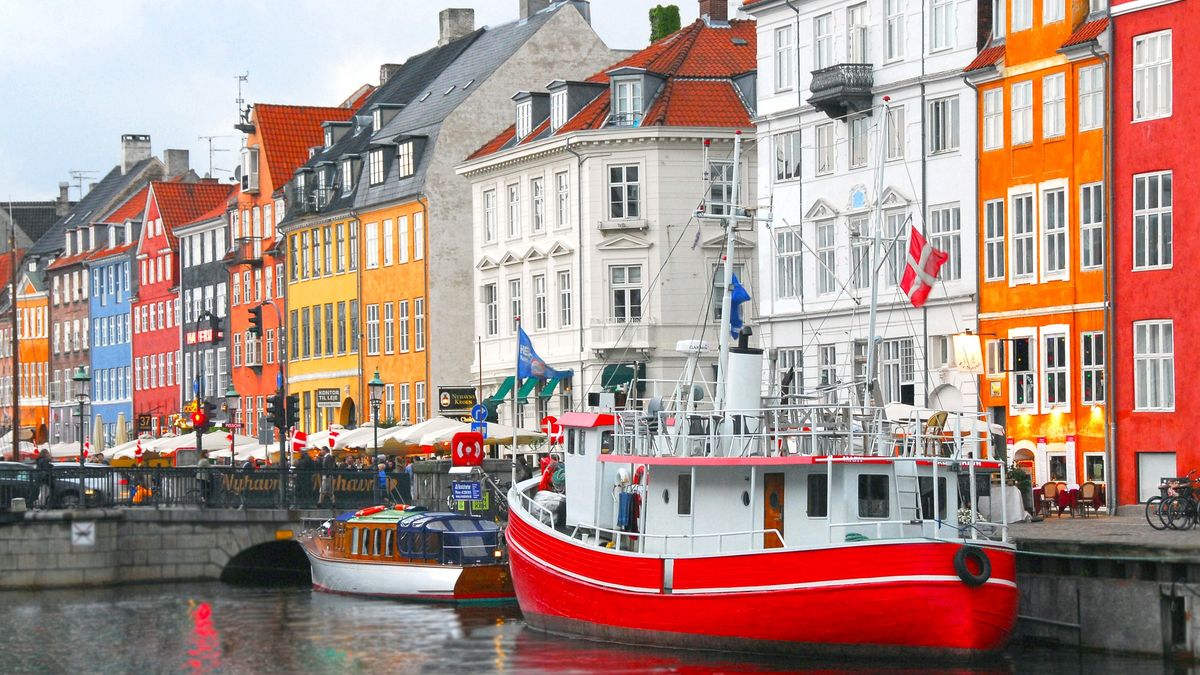 Deens parlement keurt wet goed die regering toestaat asielzoekers naar landen buiten Europa te sturen