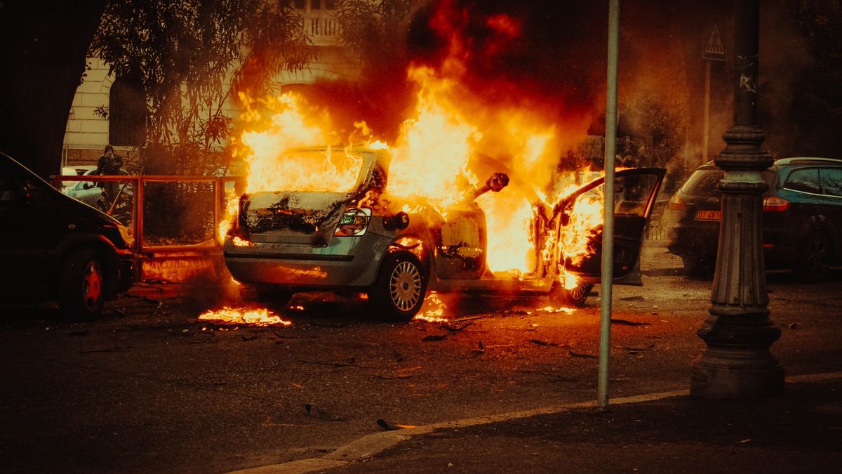 Flinke stijging autobranden: bijna 5600 meldingen in 2020