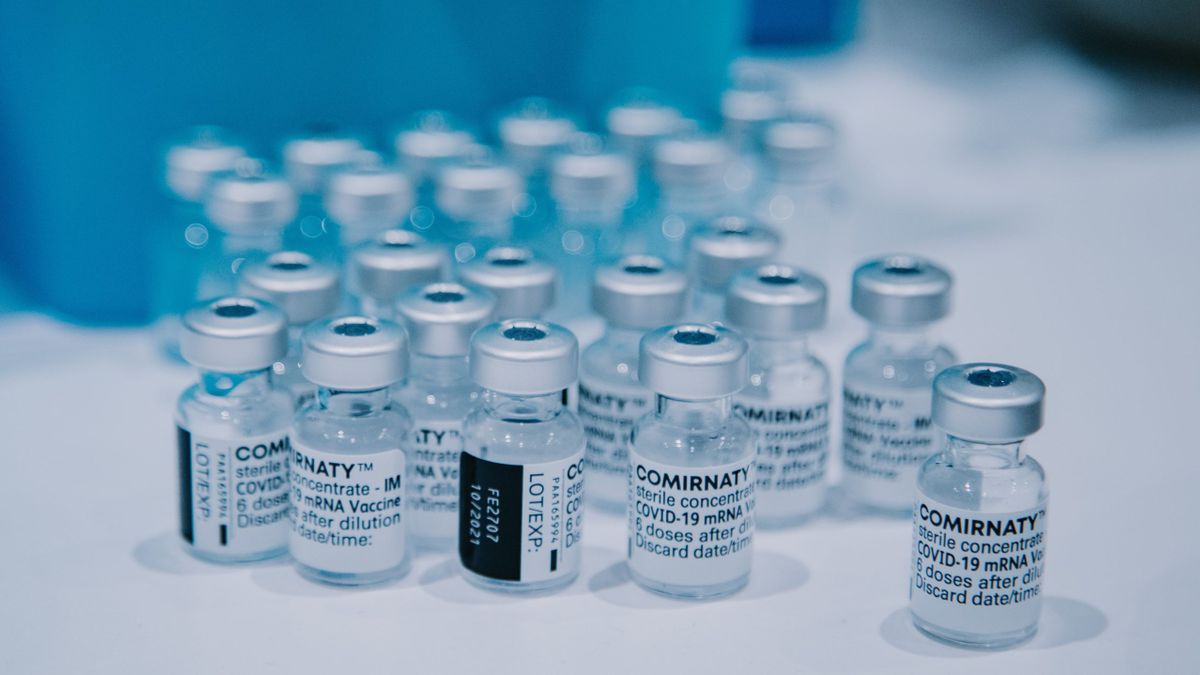 Derde COVID booster-vaccinatie campagne zorgt in Duitsland voor ernstige bijwerkingen