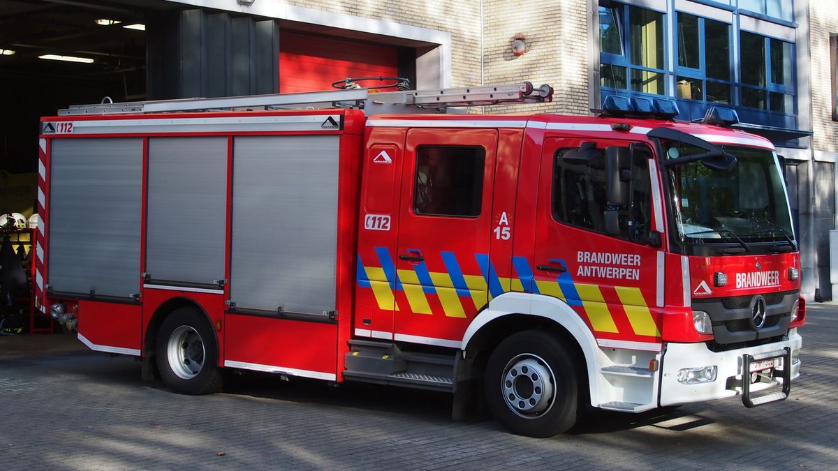 Belgische brandweerman ziet hoe zijn eigen dochter om het leven is gekomen bij tragisch verkeersongeval