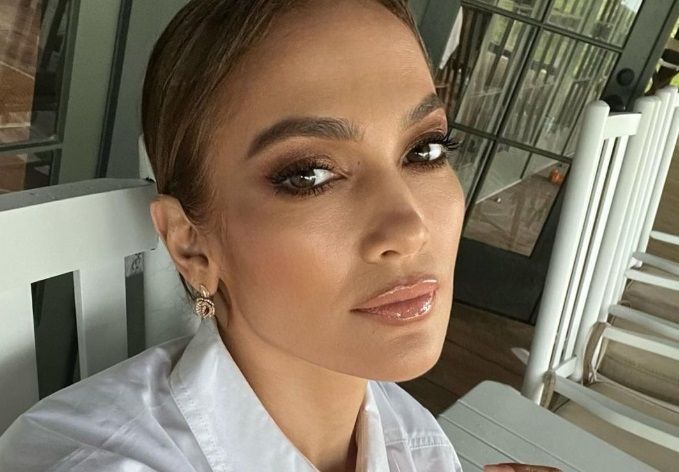 ‘Tepelbeha’ van Jennifer Lopez in nieuwe videoclip is hét gespreksonderwerp van de dag