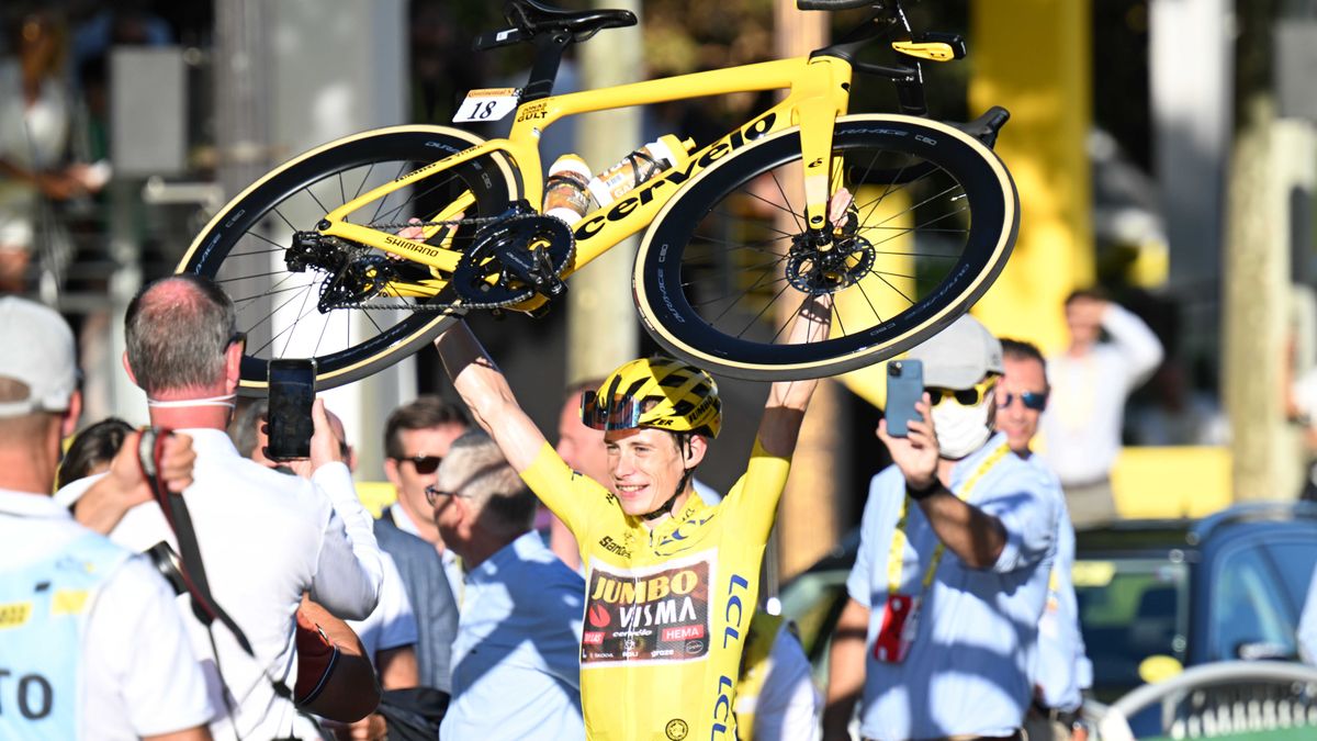 Vingegaard defends Jumbo-Visma accusations: "Not one of us is taking  anything illegal" | CyclingUpToDate.com