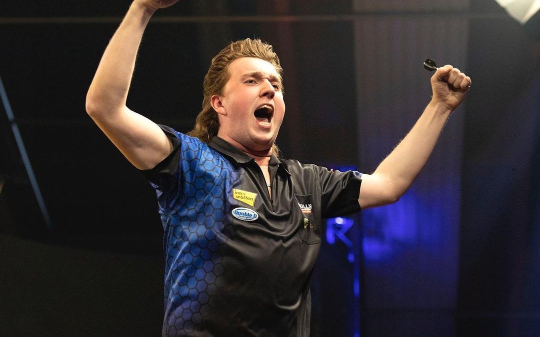 PDC Darts on X: JANSEN FINDS A WAY! Danny Jansen and Paolo Nebrida had a  nightmare on the doubles on their Ally Pally debuts, but The Mullet held it  together to win