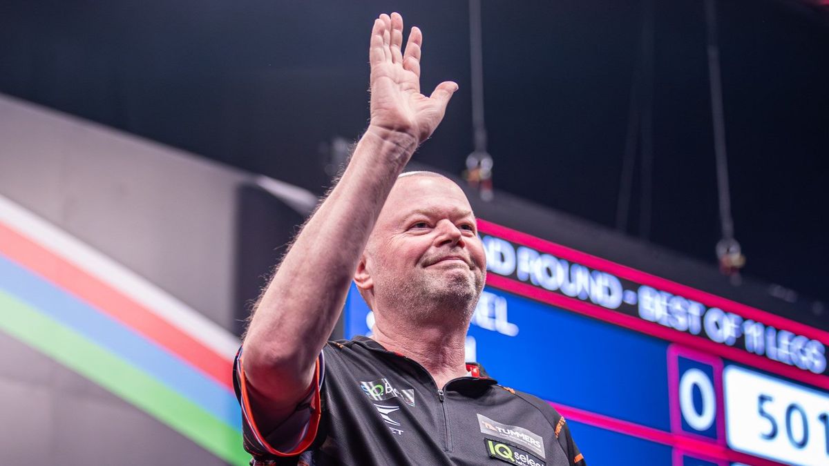 Raymond van Barneveld edges Mike de Decker at Austrian Darts Open after wins for Martin Schindler & Chris Dobey - Vimarsana News
