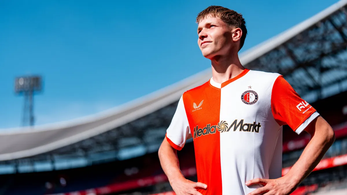 Officieel: Feyenoord neemt spits Xavi Hak over van De Graafschap | FR12.nl