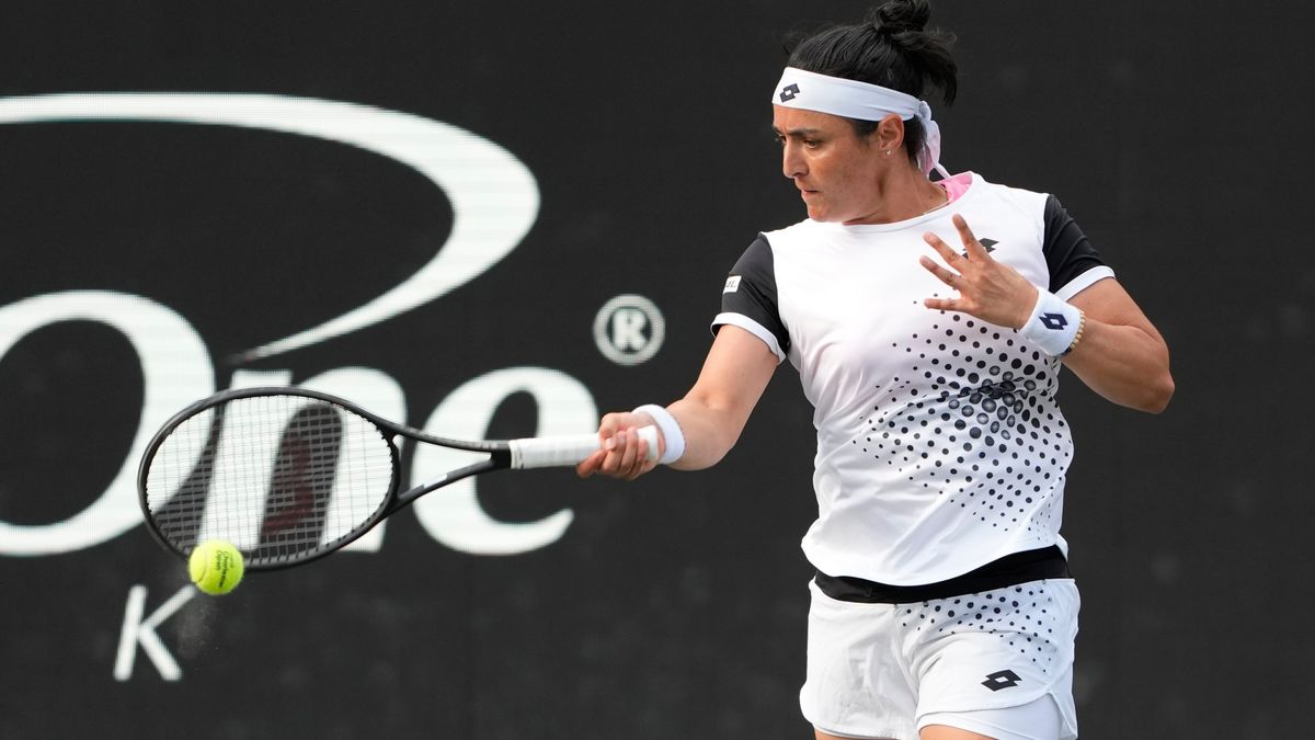 Jabeur jokes ahead of Madrid Open final 