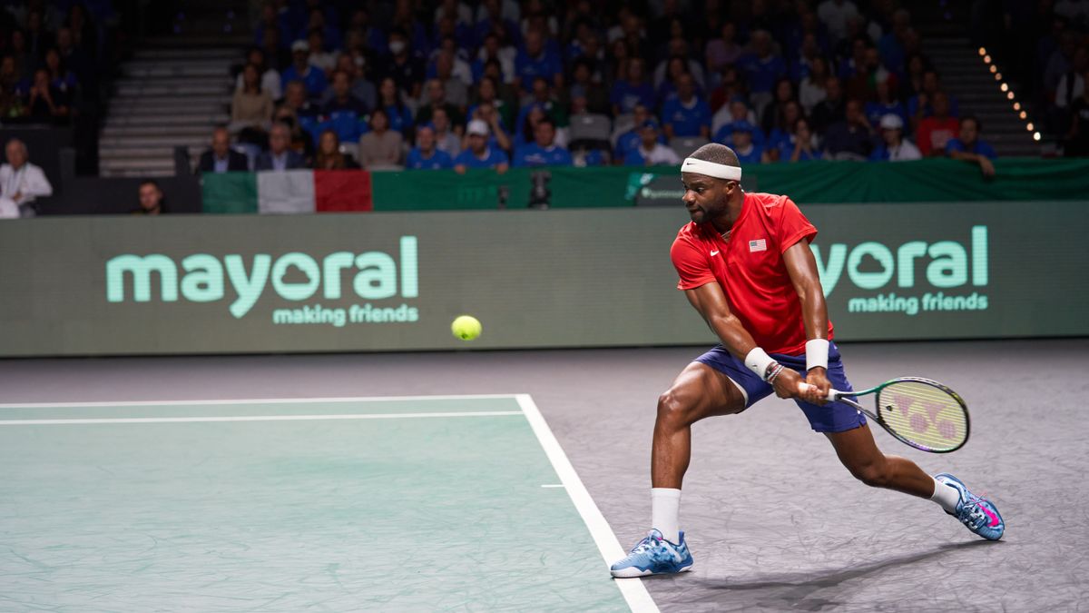 American tennis star Frances Tiafoe relishes joyous meeting with music  legend Anita Baker at NFC Championship Game