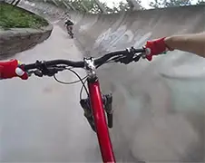 Lekker bobsleeën met de mountainbike
