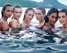 Candice en collega's voor Swim