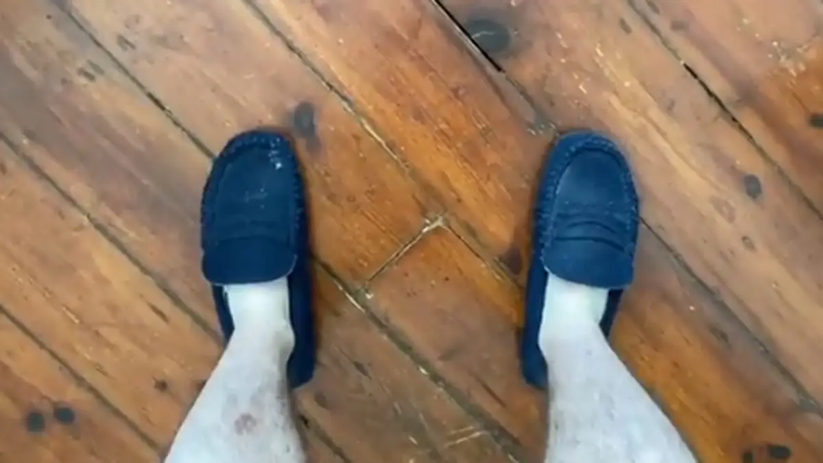 Man wordt uit huis gezet en maakt filmpje voor de makelaar