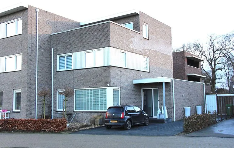 Drie keer raden waarom dit huis in Emmen te koop staat?