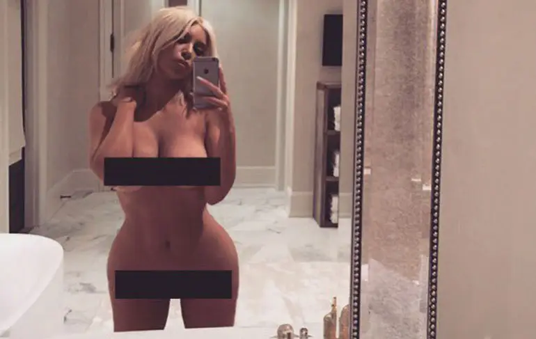De kiekjes uit het boek Selfish van Kim Kardashian