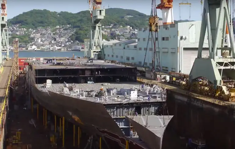 Time-lapse van de bouw van cruiseschip AIDAprima