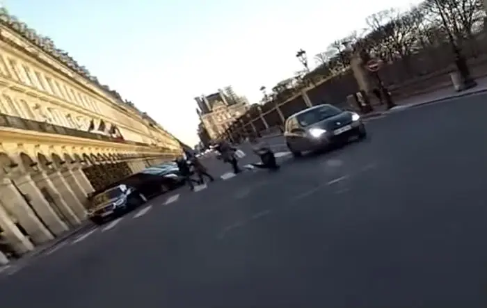 Youtuber in de achtervolging na hit and run in Parijs