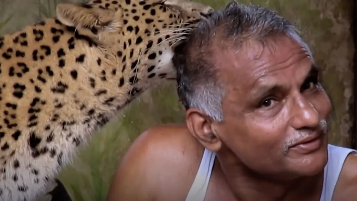 Prakash Amte houdt er een aparte dierenopvang op na