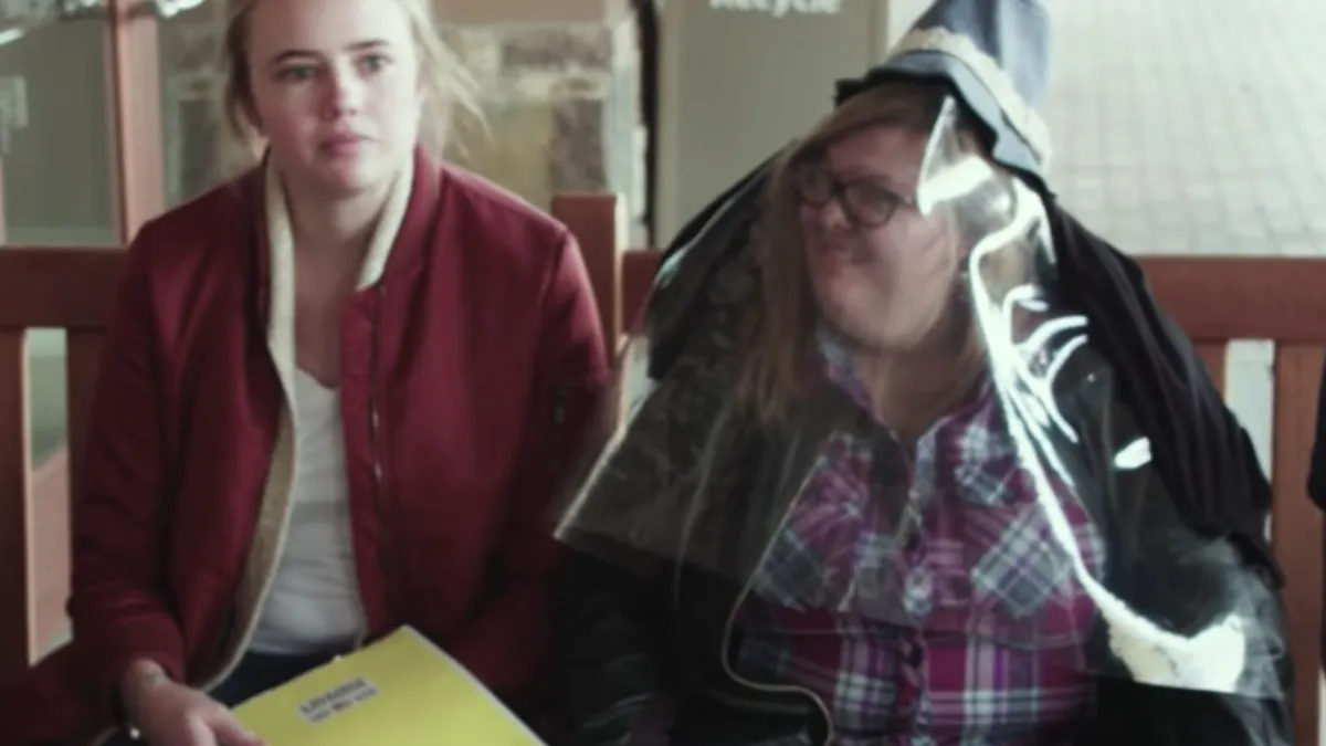 Lizzy is allergisch voor daglicht