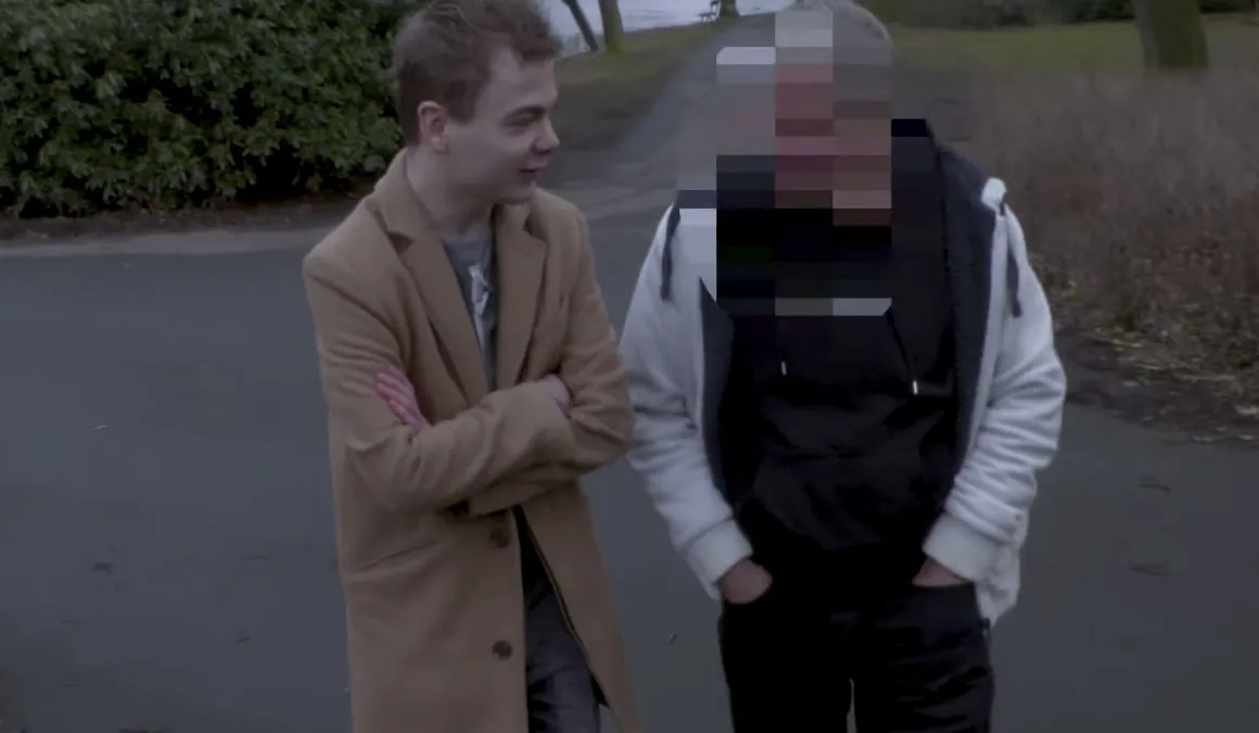 Youtuber gaat discussie aan met pedofiel die al wat op zijn kerfstok heeft