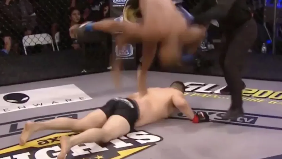 Spannend momentje voor Martin Skrtel tijdens Thailand vs Slowakije