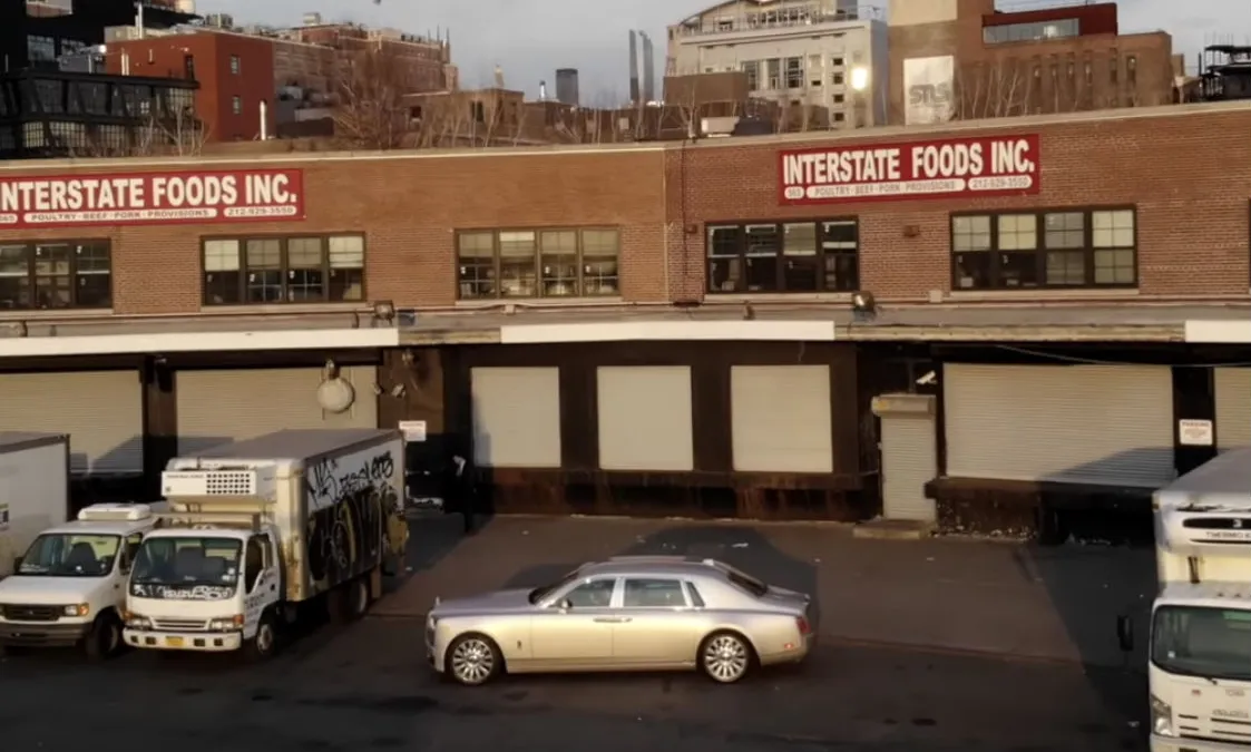 Casey Neistat doet review over 628,360 dollar Rolls Royce Phantom