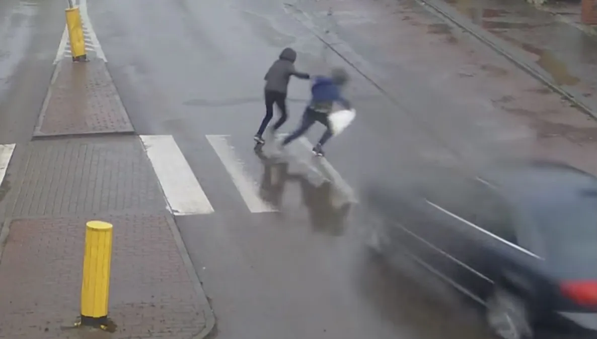 Politie in Polen zoekt eikel in Audi