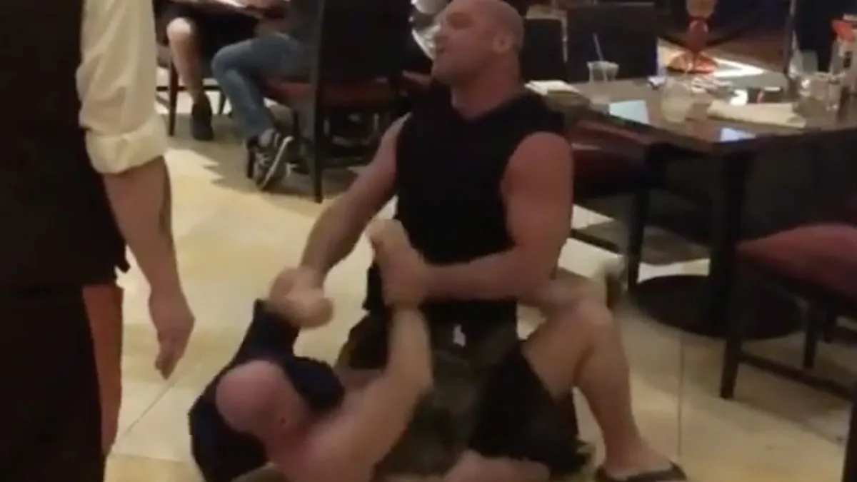 Voormalig UFC kampioen Matt Serra vs Zatte asociaal