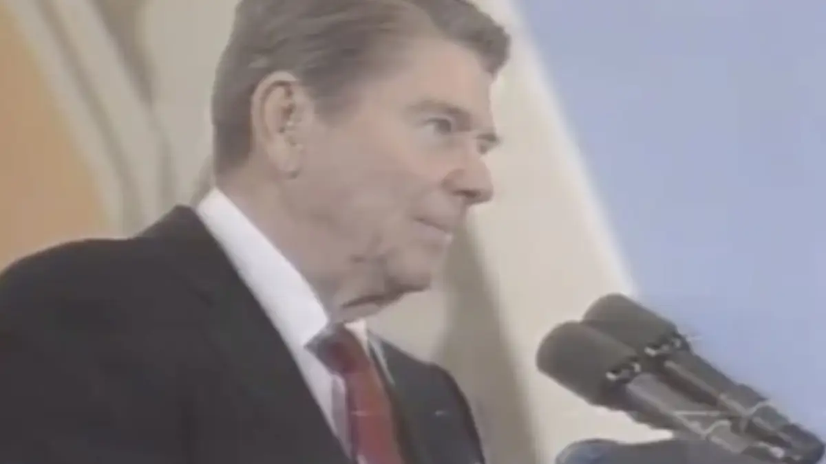 Ronald Reagan reageert op klappende ballon 2 maanden na aanslag