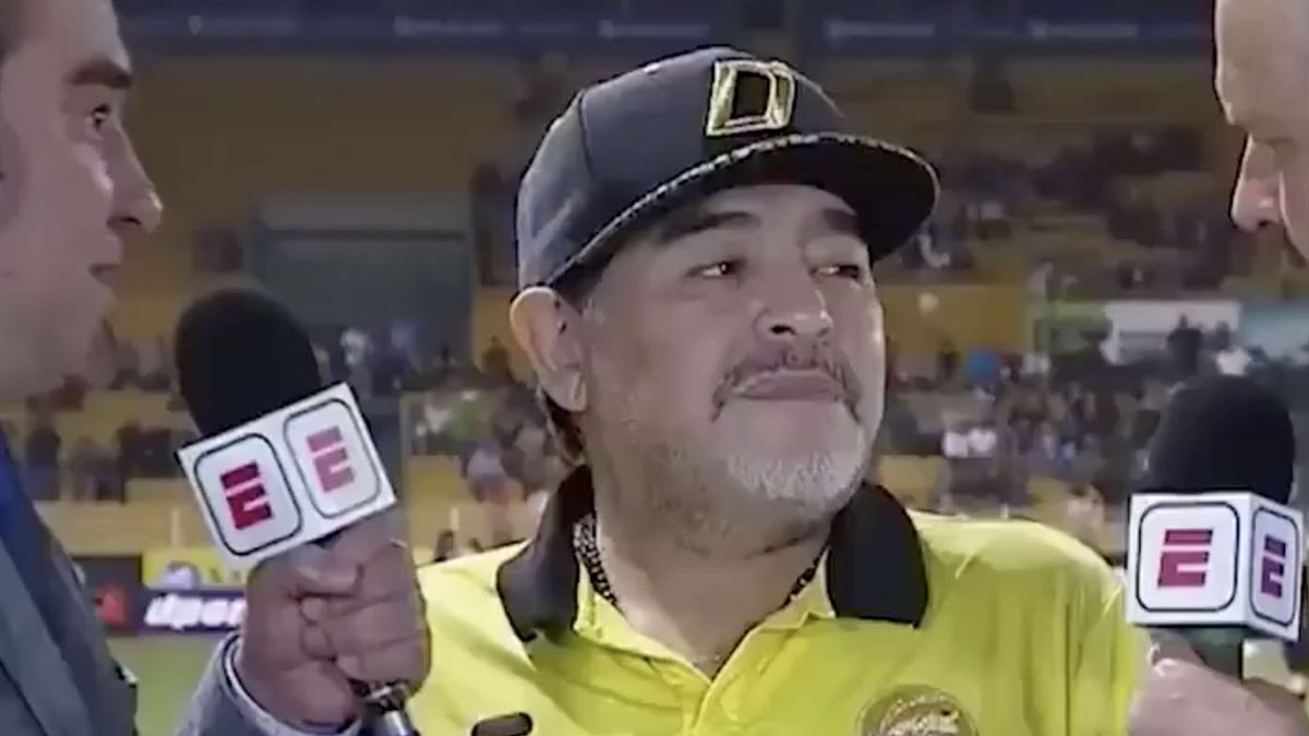 Diego Maradona geeft interviewer een iets wat opvallend antwoord