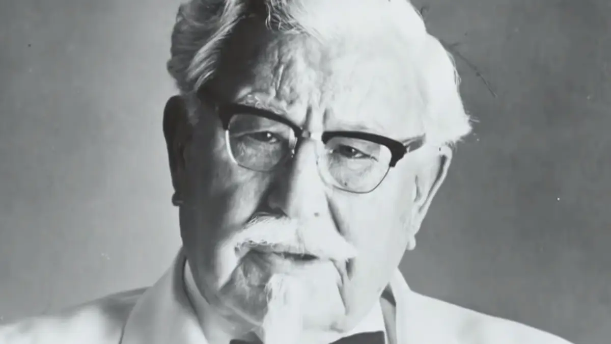 Het ware verhaal achter het gezicht van KFC