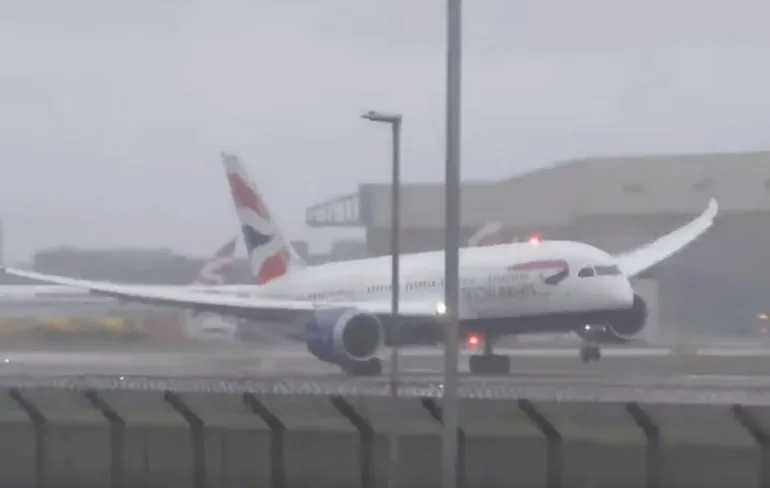 Niet al te fijne doorstart van British Airways Boeing 787 in Londen