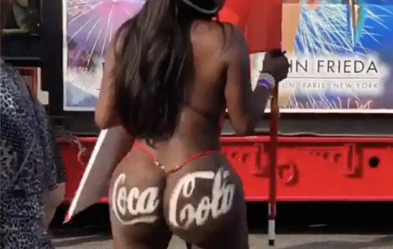 Reclame maken tijdens carnaval Trinidad en Tobago