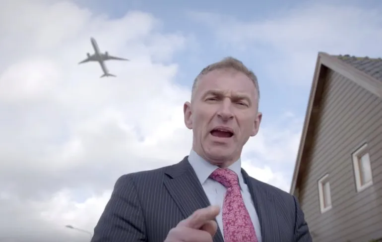 Partij tegen de Burger - Meer Schiphol, minder u