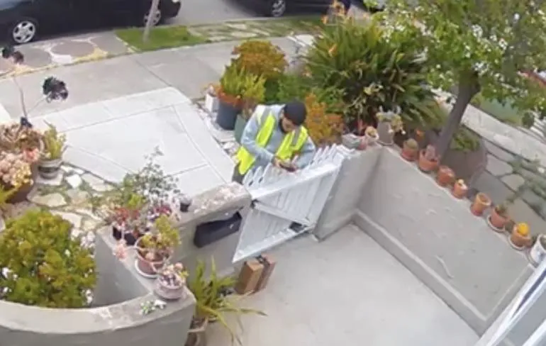 Als de bezorger ook gelijk de dief is