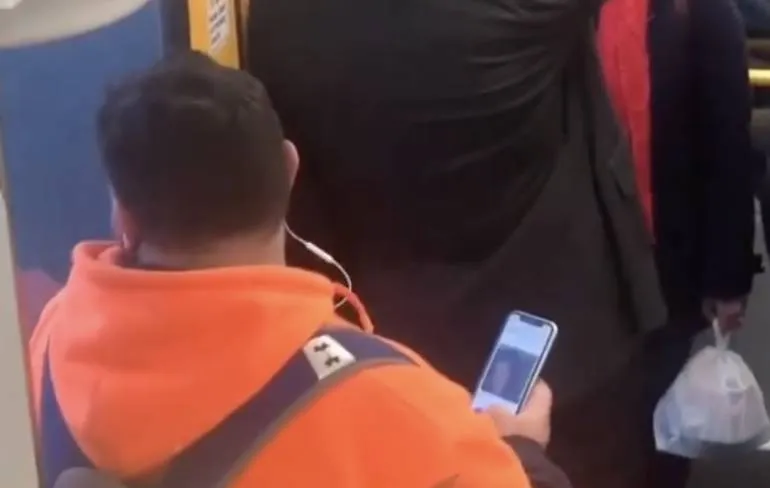 Absolute Tinder koning is niet zo heel kieskeurig