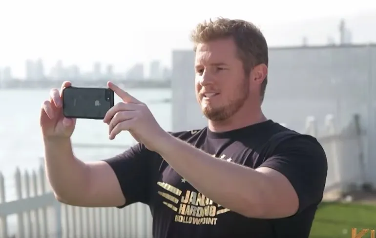 Hey, kun jij even een foto van ons maken…