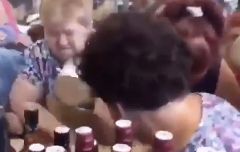 Pannen in de aanbieding voor huisvrouwen in Sotsji