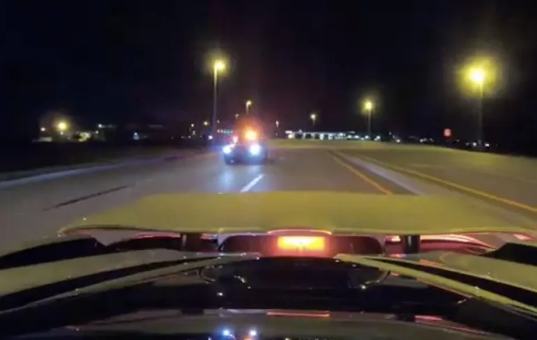 McLaren 720S net even te snel voor politiewagen