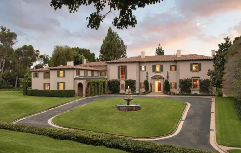 115 miljoen dollar voor het oude huis van Cher