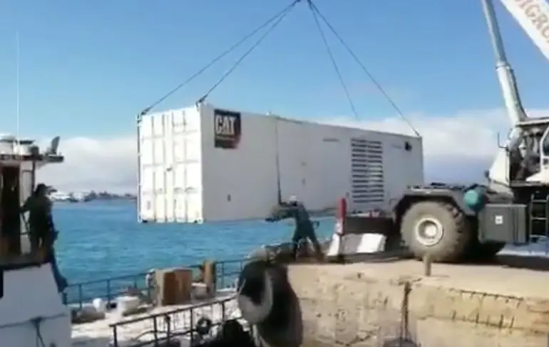 Container laden ging faliekant mis bij de Galapagos Eilanden