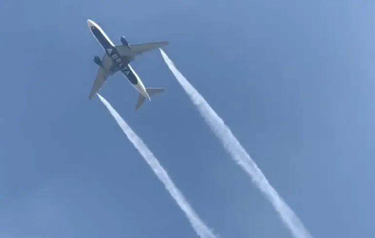 Delta niet zo lekker bezig boven buitenwijk van Los Angeles