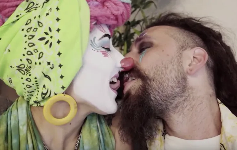 Clowntjes die wel heel ver gaan qua clowntje spelen